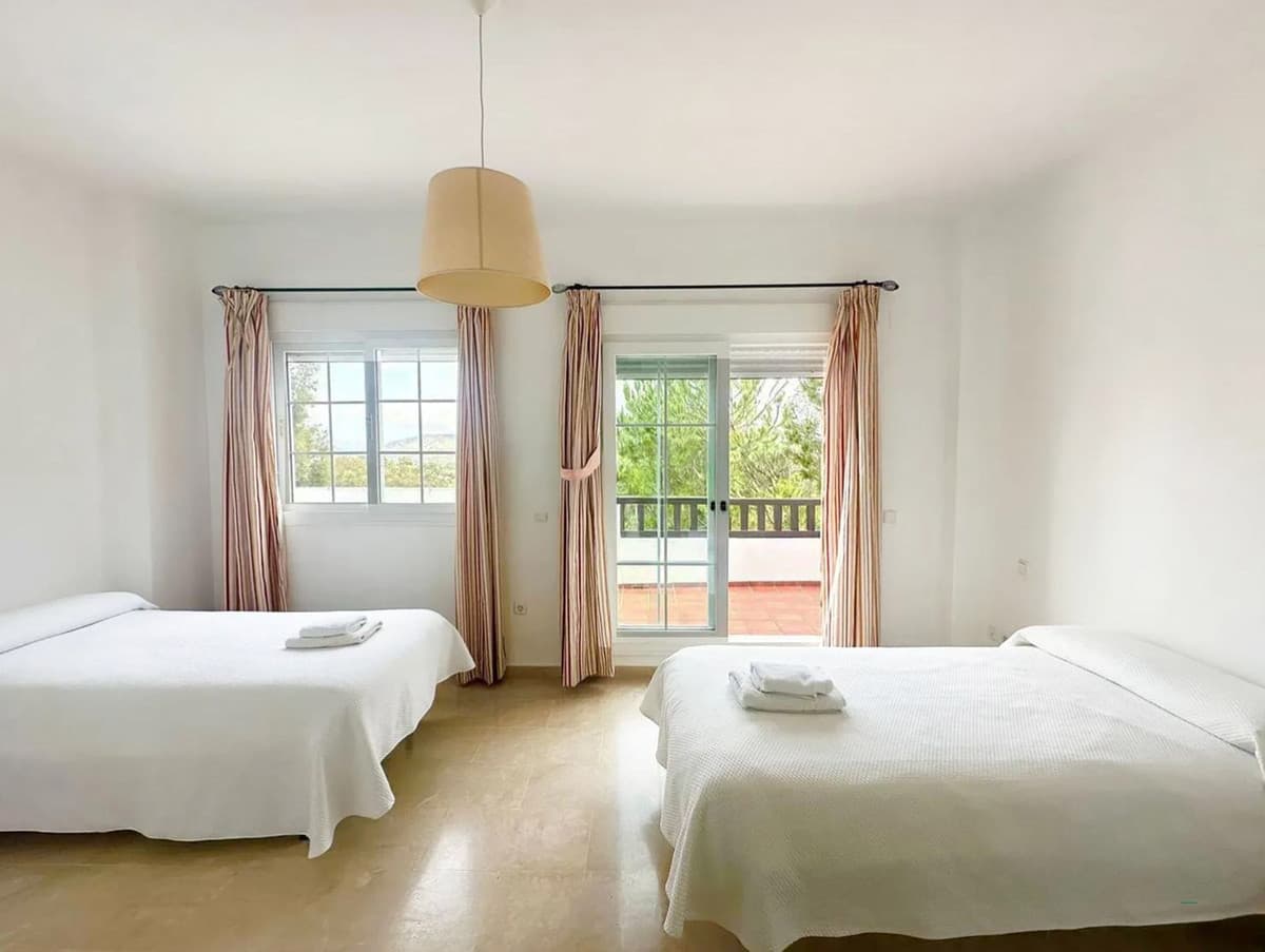 Townhouse in Lauro Golf — photo 10 of 10