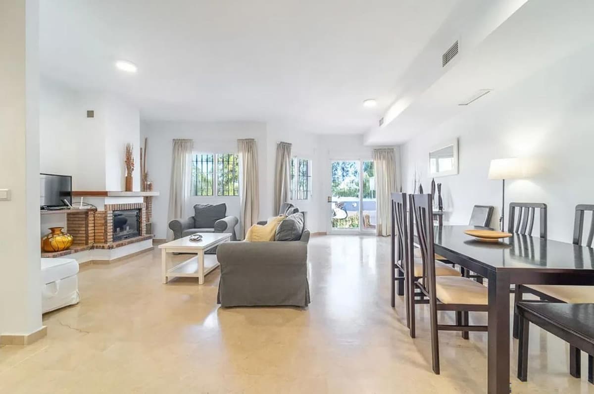 Townhouse in Lauro Golf — photo 3 of 10