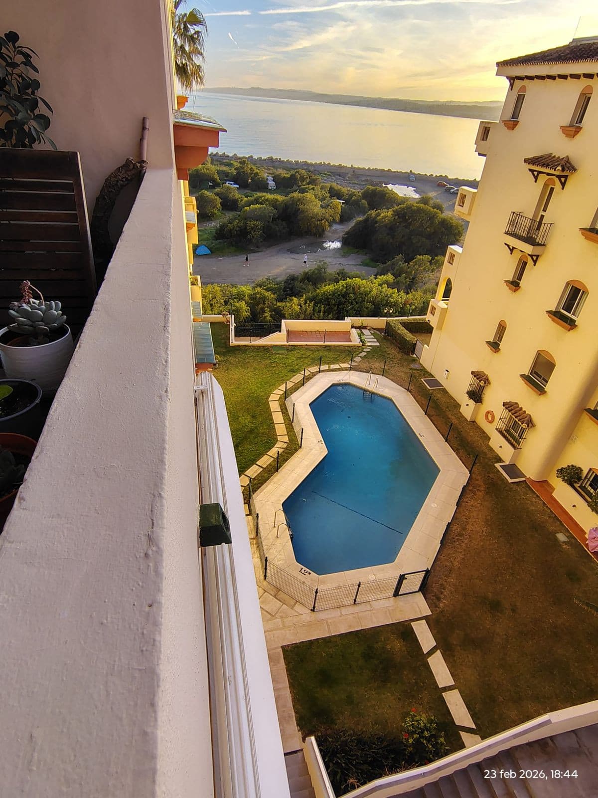 Ground Floor Apartment in Estepona — photo 2 of 10