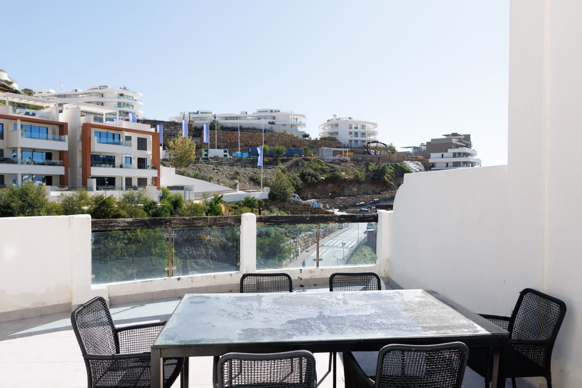 Middle Floor Apartment in Benahavís — photo 10 of 10