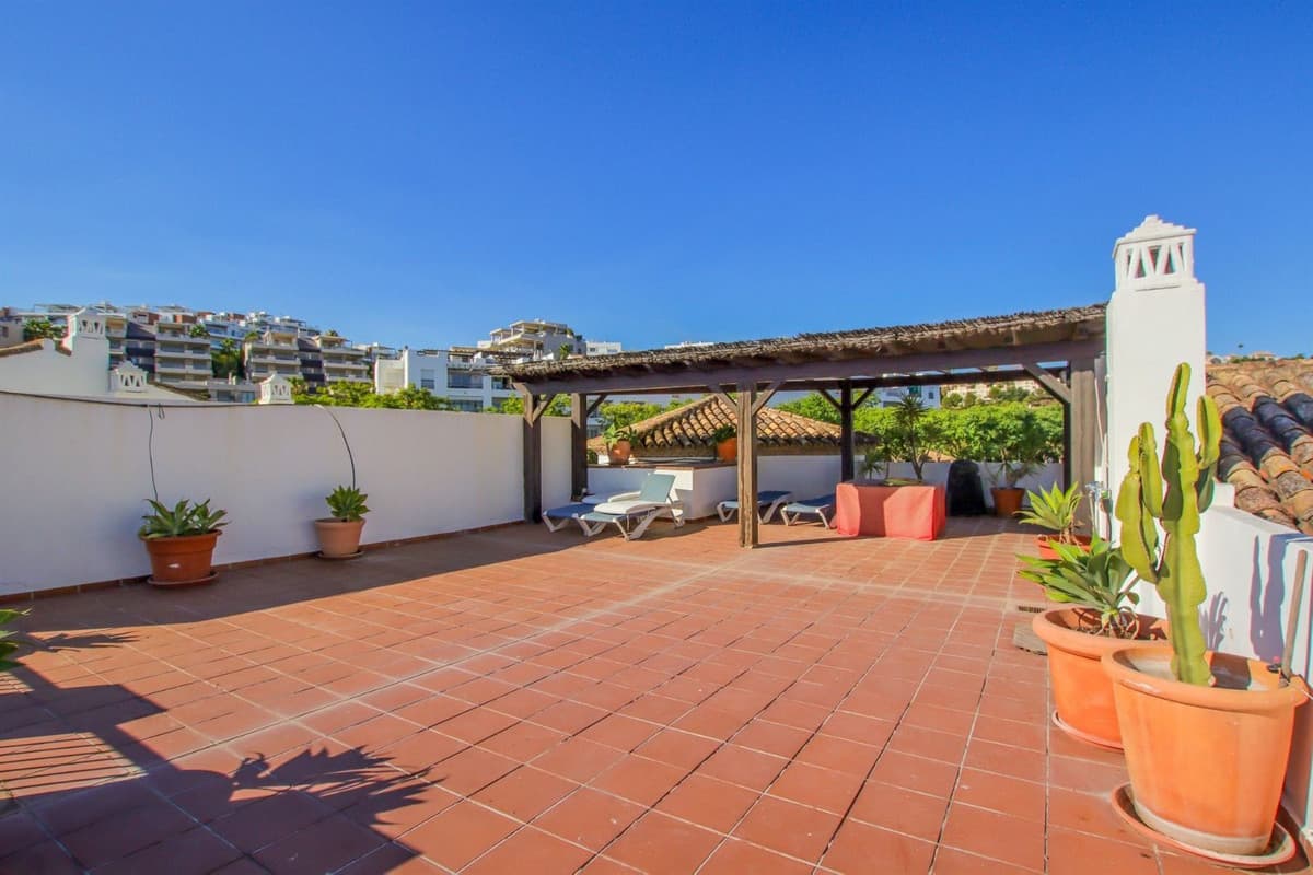 Penthouse Duplex in Los Arqueros — photo 6 of 10