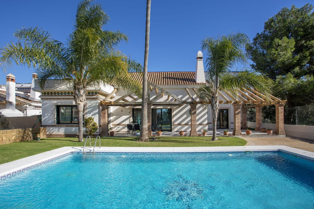 Detached Villa in Mijas Golf — photo 1 of 10
