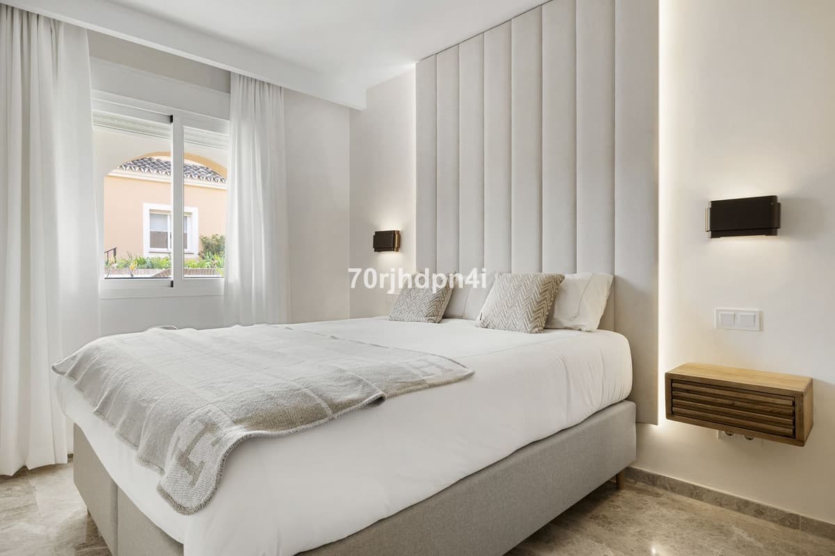 Ground Floor Apartment in Nueva Andalucía — photo 5 of 10