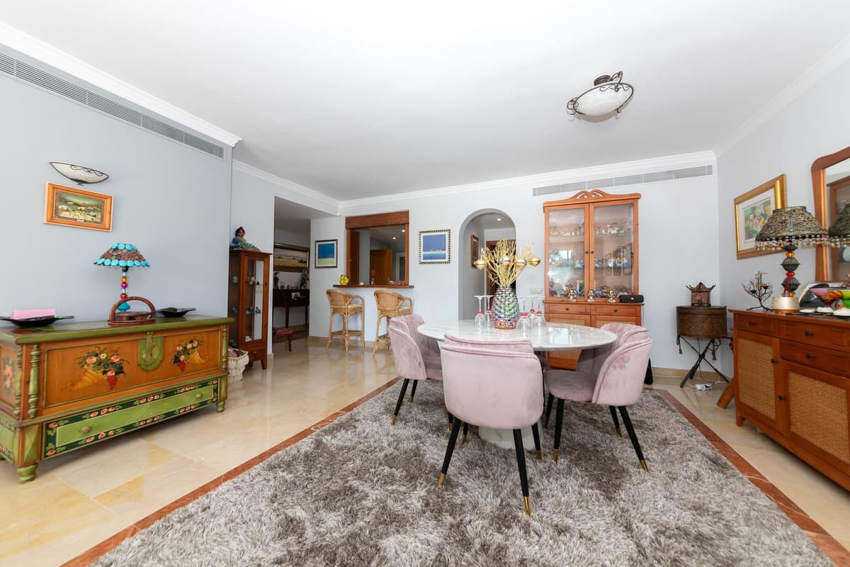 Ground Floor Apartment in La Quinta — photo 3 of 10