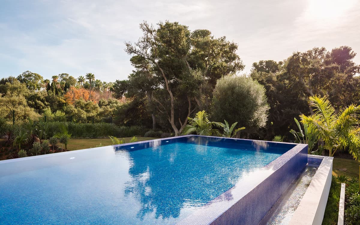Detached Villa in Sotogrande — photo 2 of 10