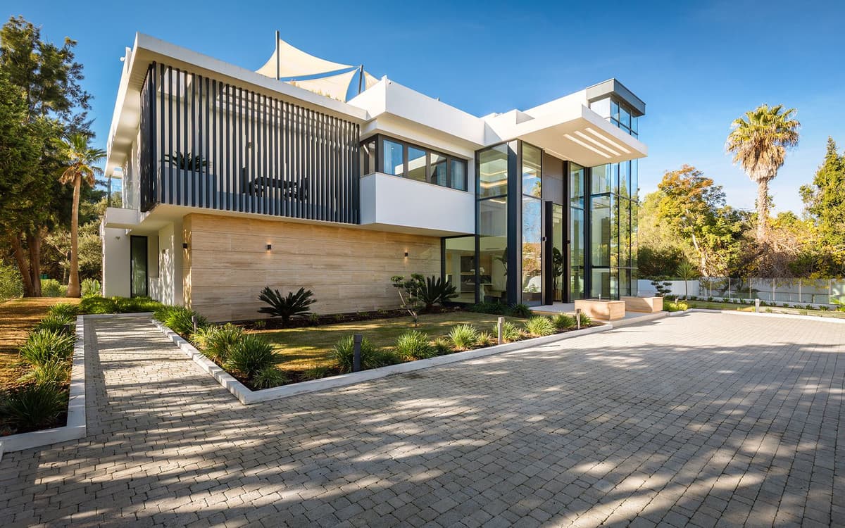 Detached Villa in Sotogrande — photo 3 of 10