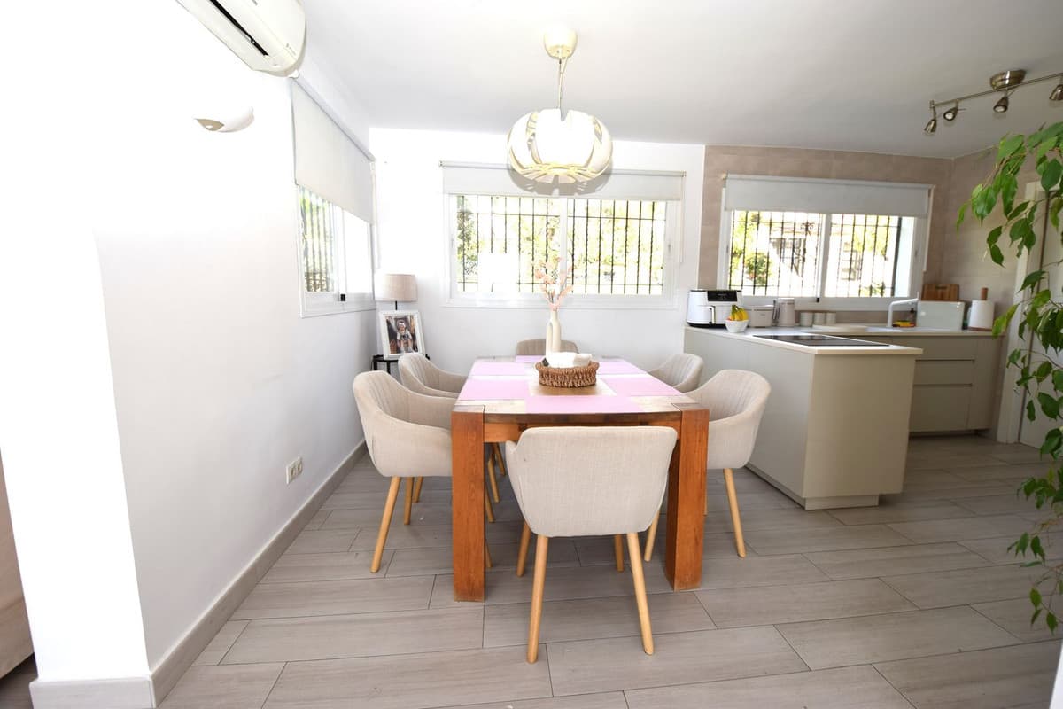 Detached Villa in La Cala de Mijas — photo 9 of 10