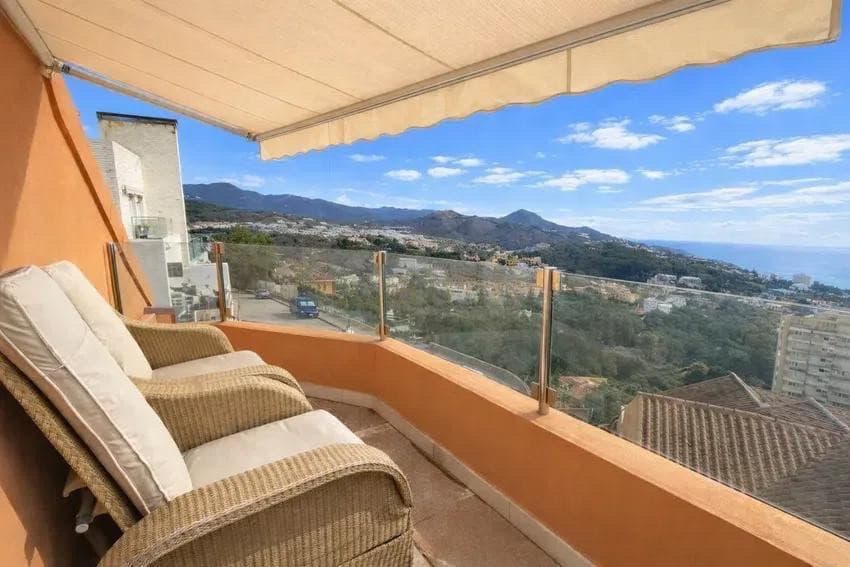 Semi-Detached House in Málaga — photo 5 of 10