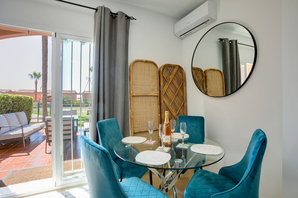Ground Floor Apartment in Estepona — photo 7 of 10