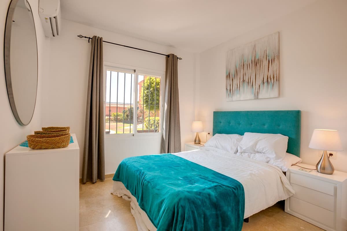Ground Floor Apartment in Estepona — photo 8 of 10