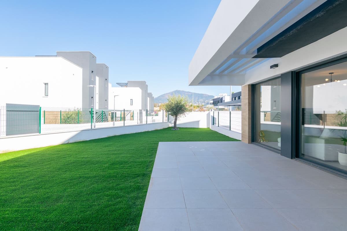 Semi-Detached House in Atalaya — photo 4 of 10