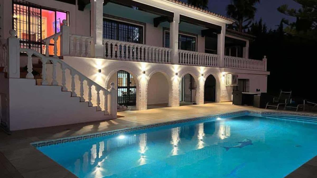 Detached Villa in Mijas — photo 2 of 10