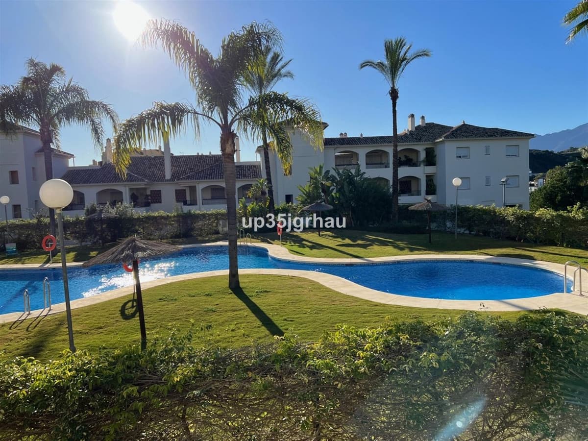 Ground Floor Apartment in Estepona — photo 9 of 10