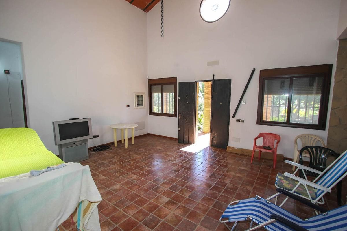 Detached Villa in Pizarra — photo 8 of 10