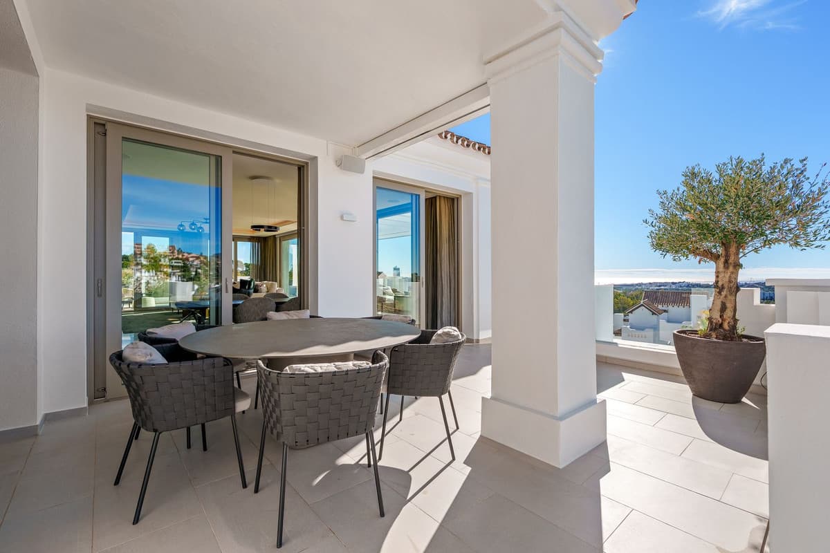 Detached Villa in Nueva Andalucía — photo 5 of 10