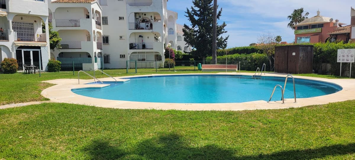 Ground Floor Apartment in Calahonda — photo 2 of 10