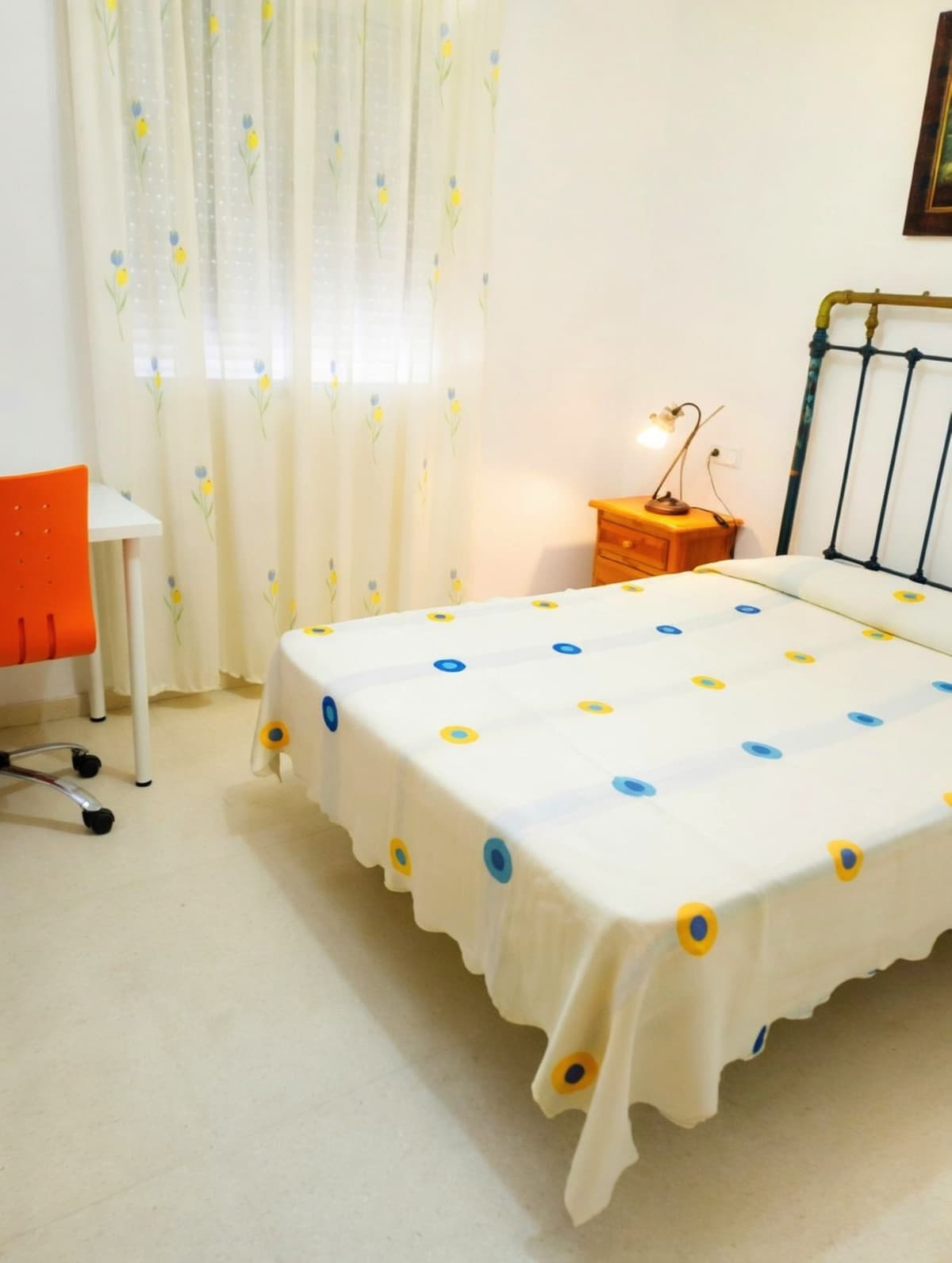 Middle Floor Apartment in Estepona — photo 7 of 10
