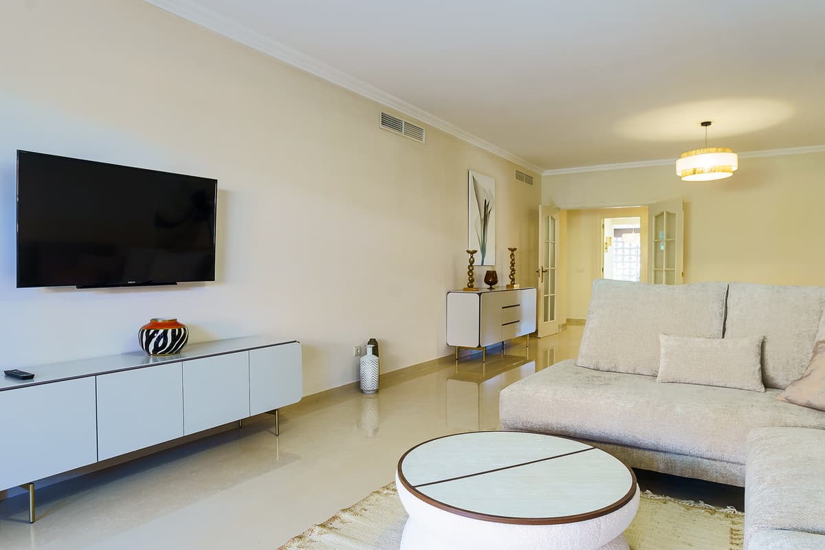 Ground Floor Apartment in Puerto Banús — photo 3 of 10