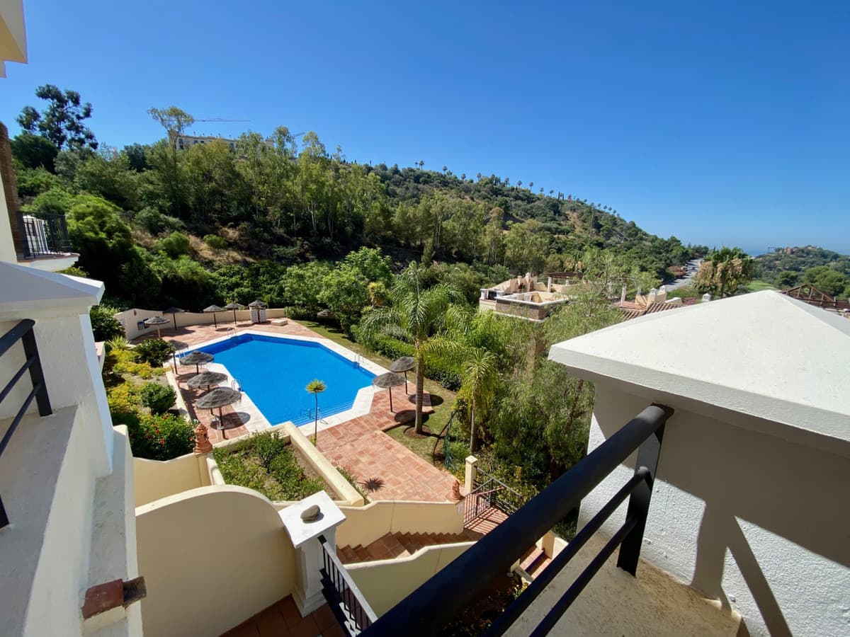 Middle Floor Apartment in Los Arqueros — photo 2 of 10