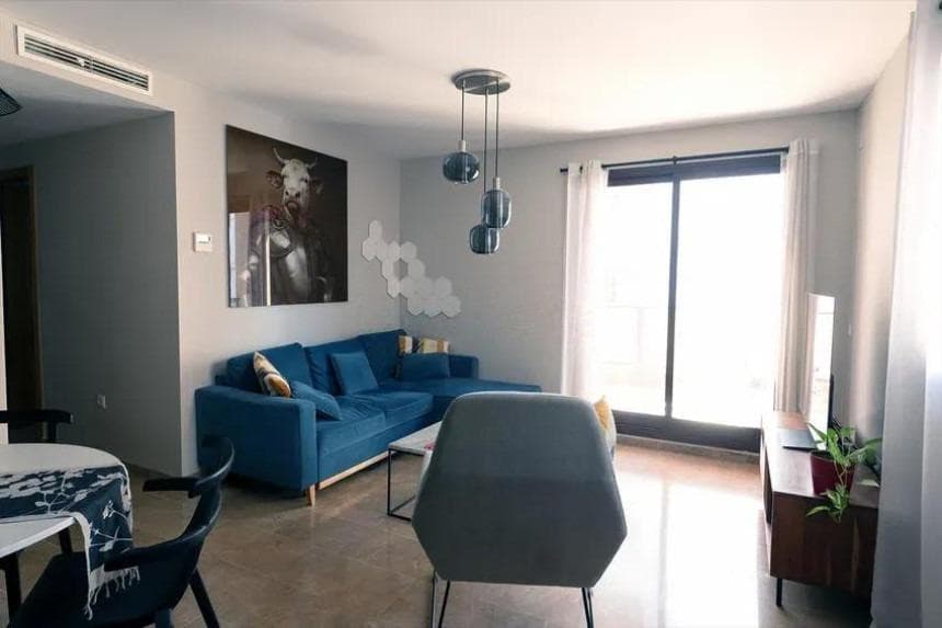 Middle Floor Apartment in Torremolinos — photo 3 of 10