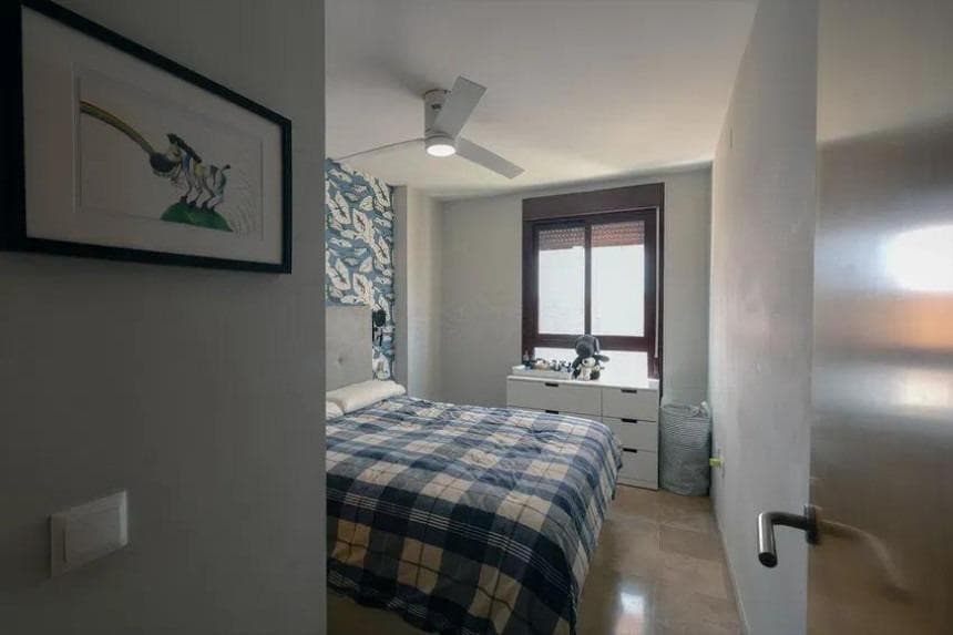 Middle Floor Apartment in Torremolinos — photo 8 of 10