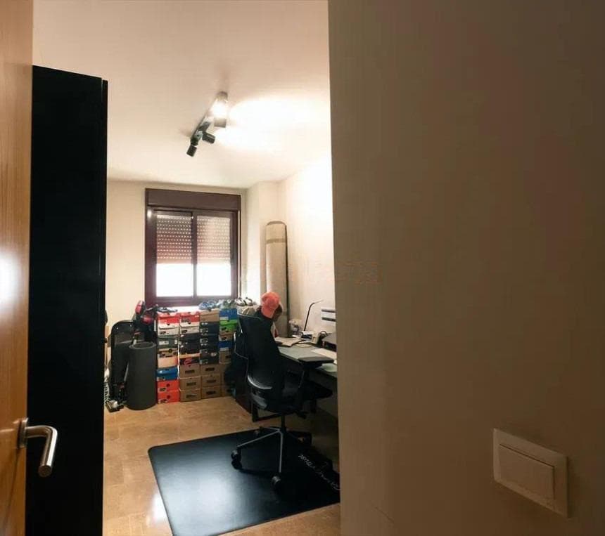 Middle Floor Apartment in Torremolinos — photo 9 of 10