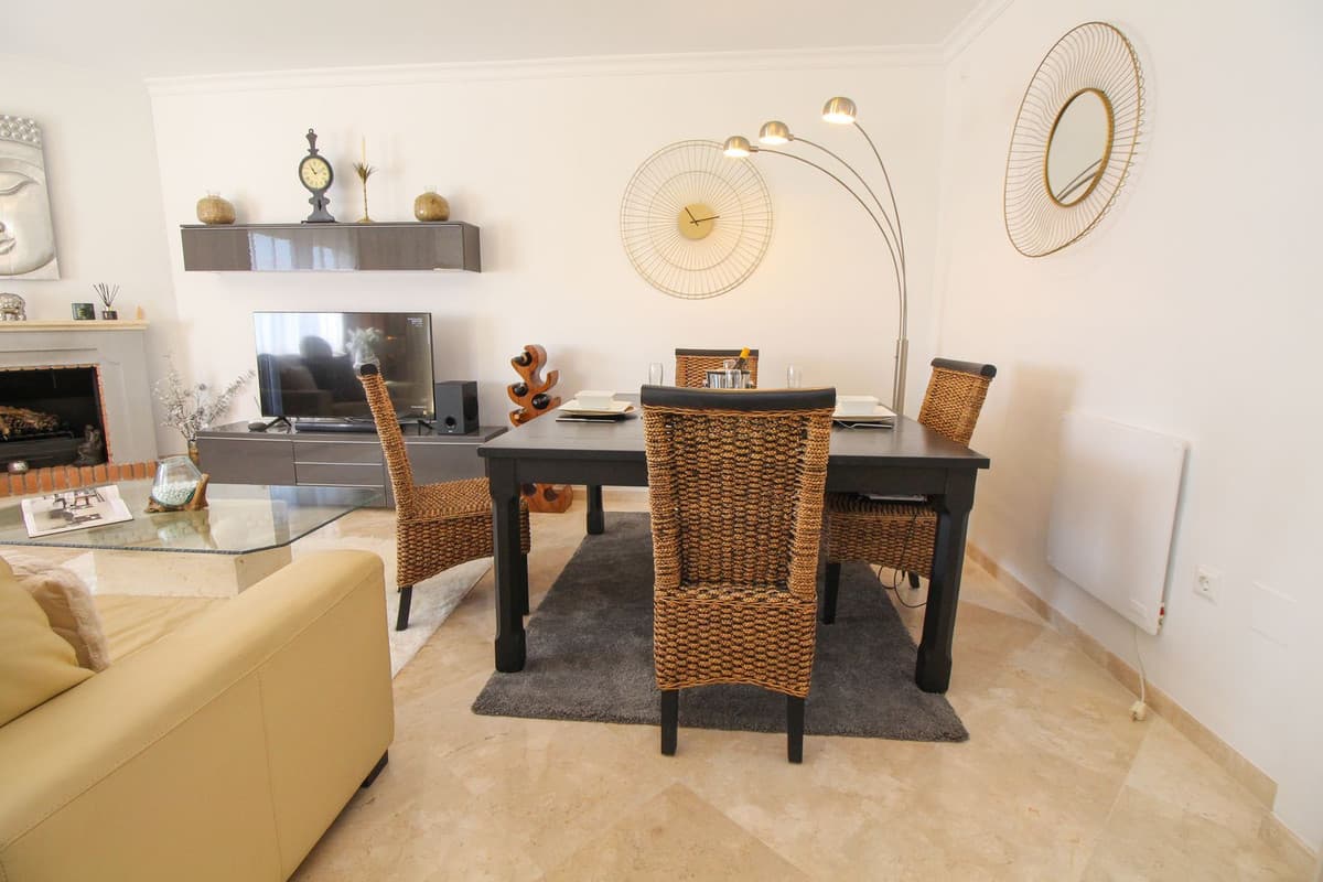 Ground Floor Apartment in Elviria — photo 10 of 10
