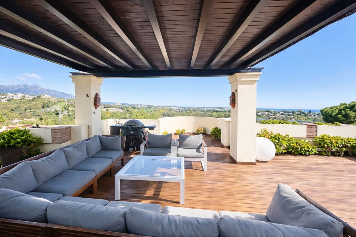 Penthouse Duplex in Benahavís — photo 5 of 10