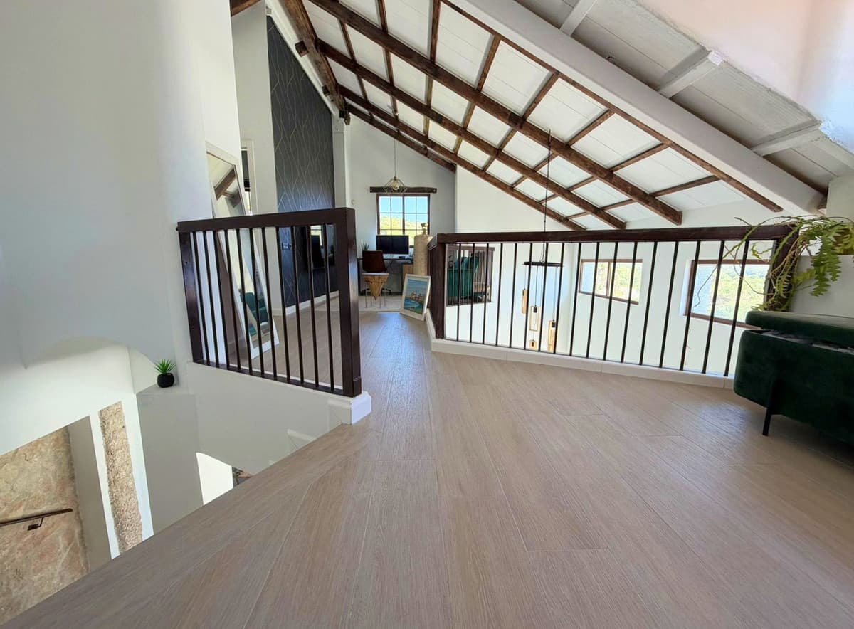 Detached Villa in Algeciras — photo 7 of 10
