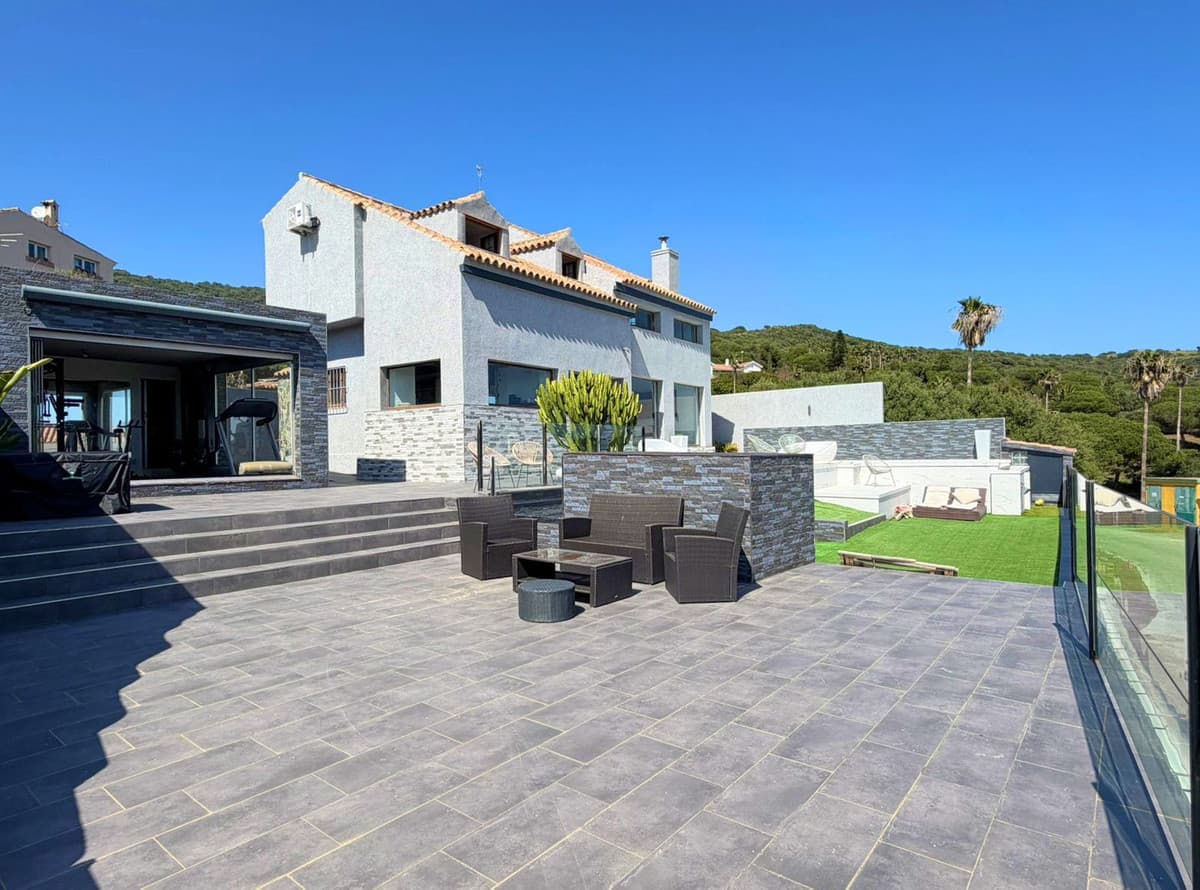 Detached Villa in Algeciras — photo 10 of 10