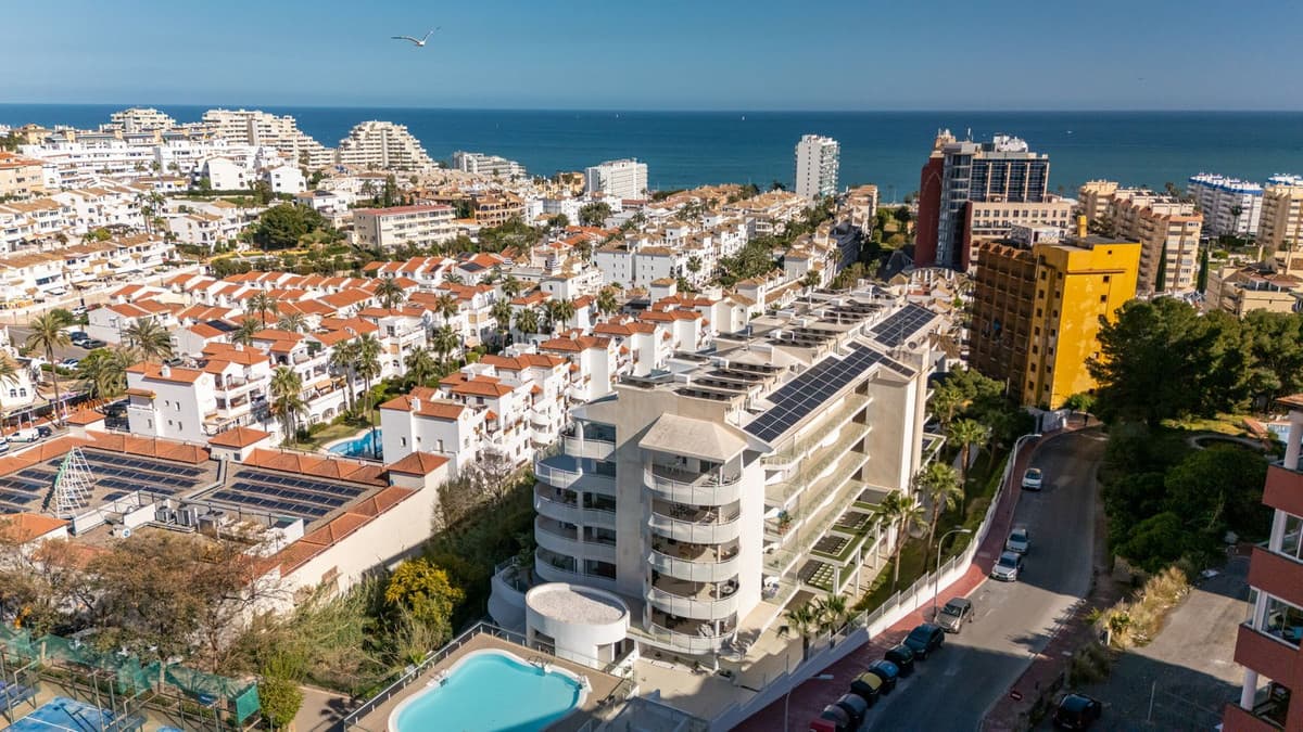 Ground Floor Apartment in Benalmadena Costa — photo 2 of 10