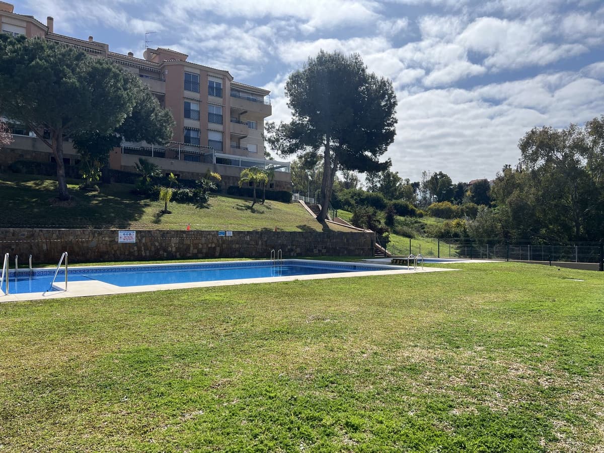 Middle Floor Apartment in Parque Clavero — photo 4 of 10