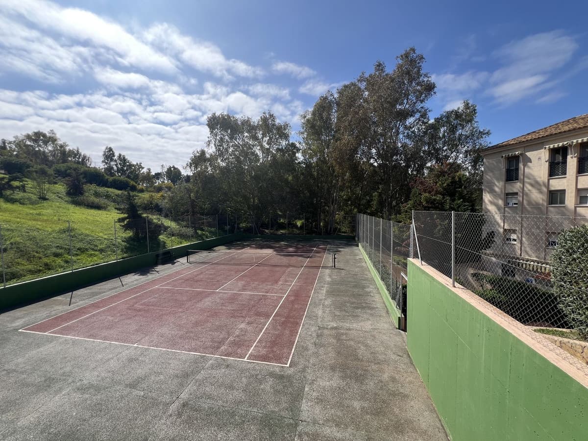 Middle Floor Apartment in Parque Clavero — photo 7 of 10