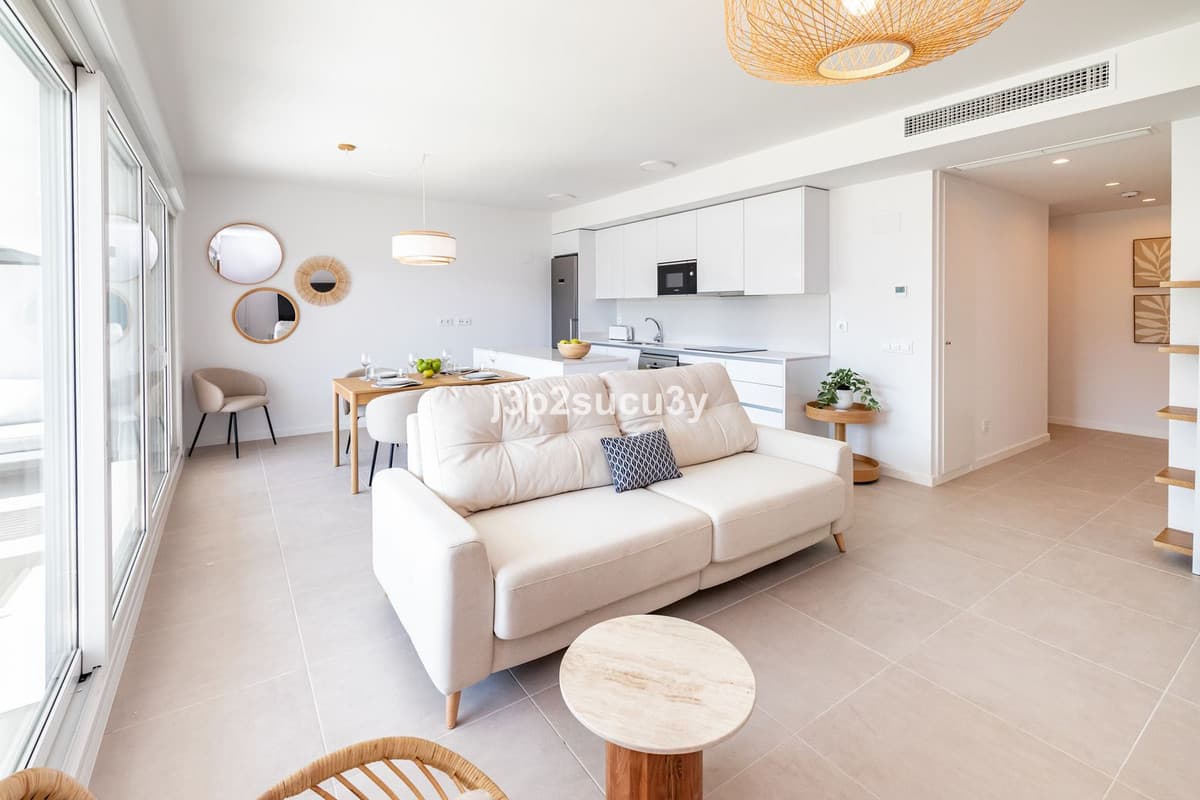 Middle Floor Apartment in Bel Air — photo 6 of 10