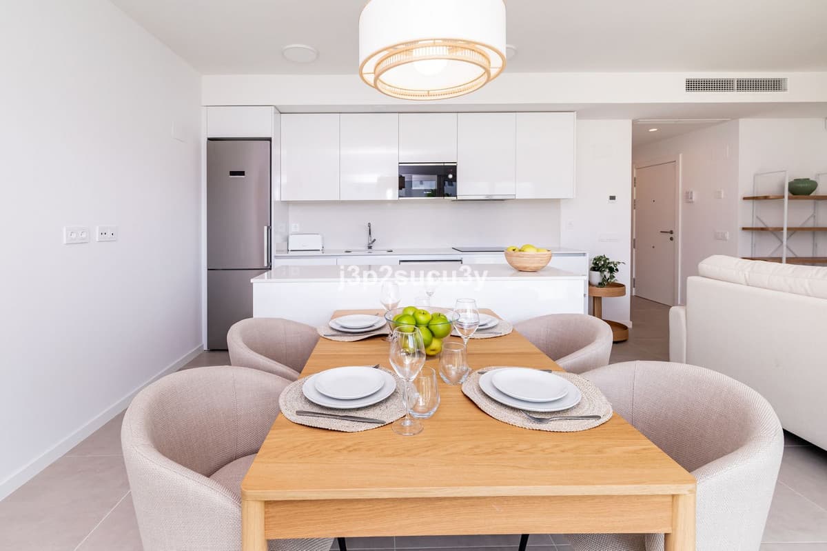 Middle Floor Apartment in Bel Air — photo 10 of 10