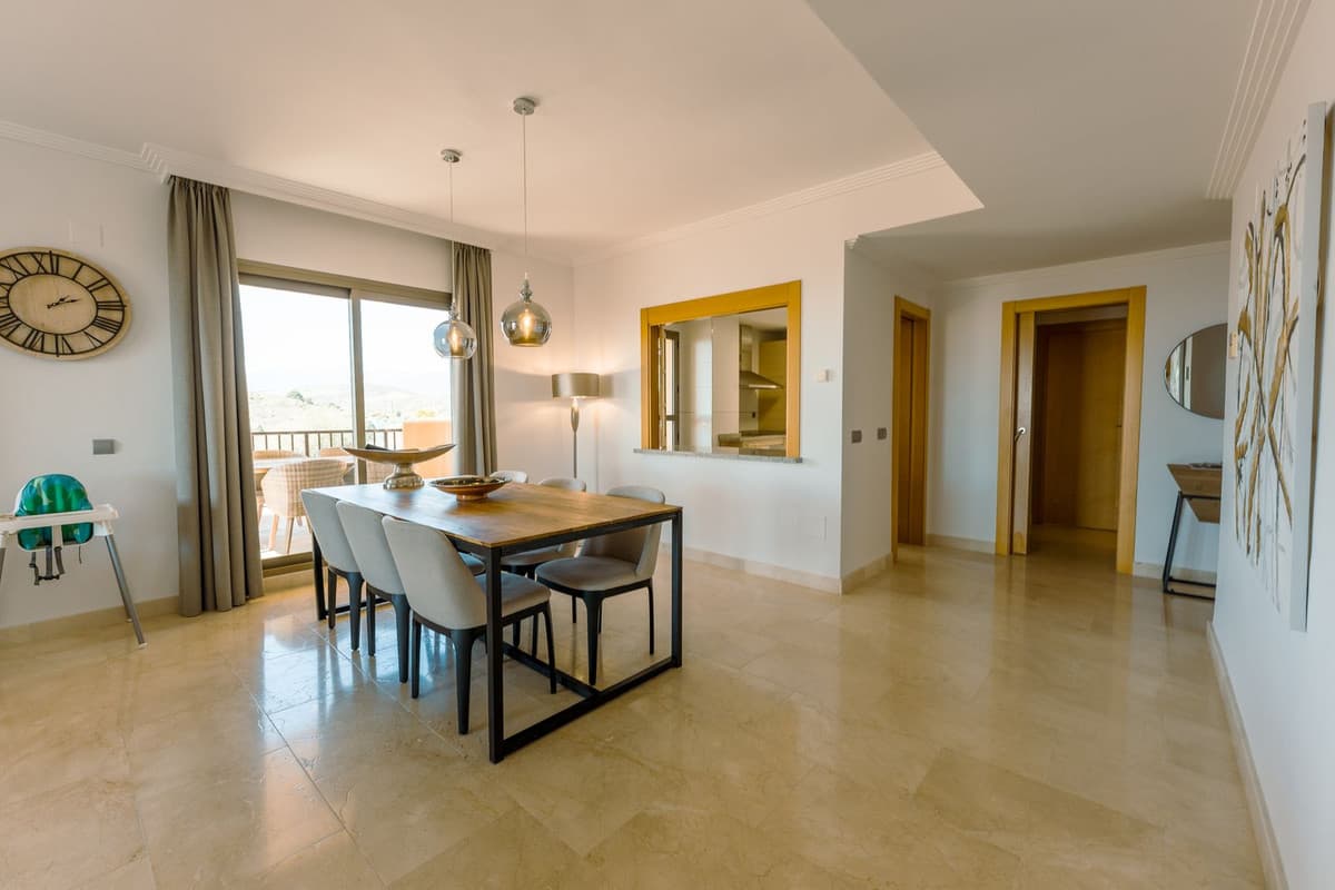 Middle Floor Apartment in Atalaya — photo 6 of 10