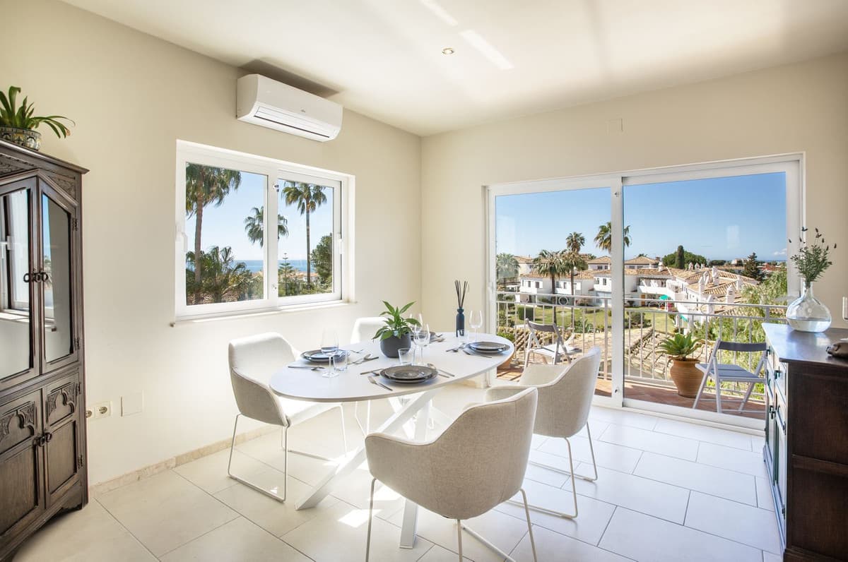 Detached Villa in Riviera del Sol — photo 6 of 10