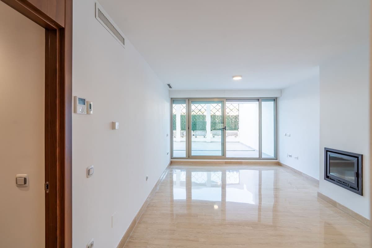 Ground Floor Apartment in La Cala de Mijas — photo 2 of 10