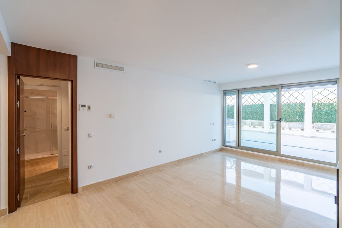 Ground Floor Apartment in La Cala de Mijas — photo 4 of 10