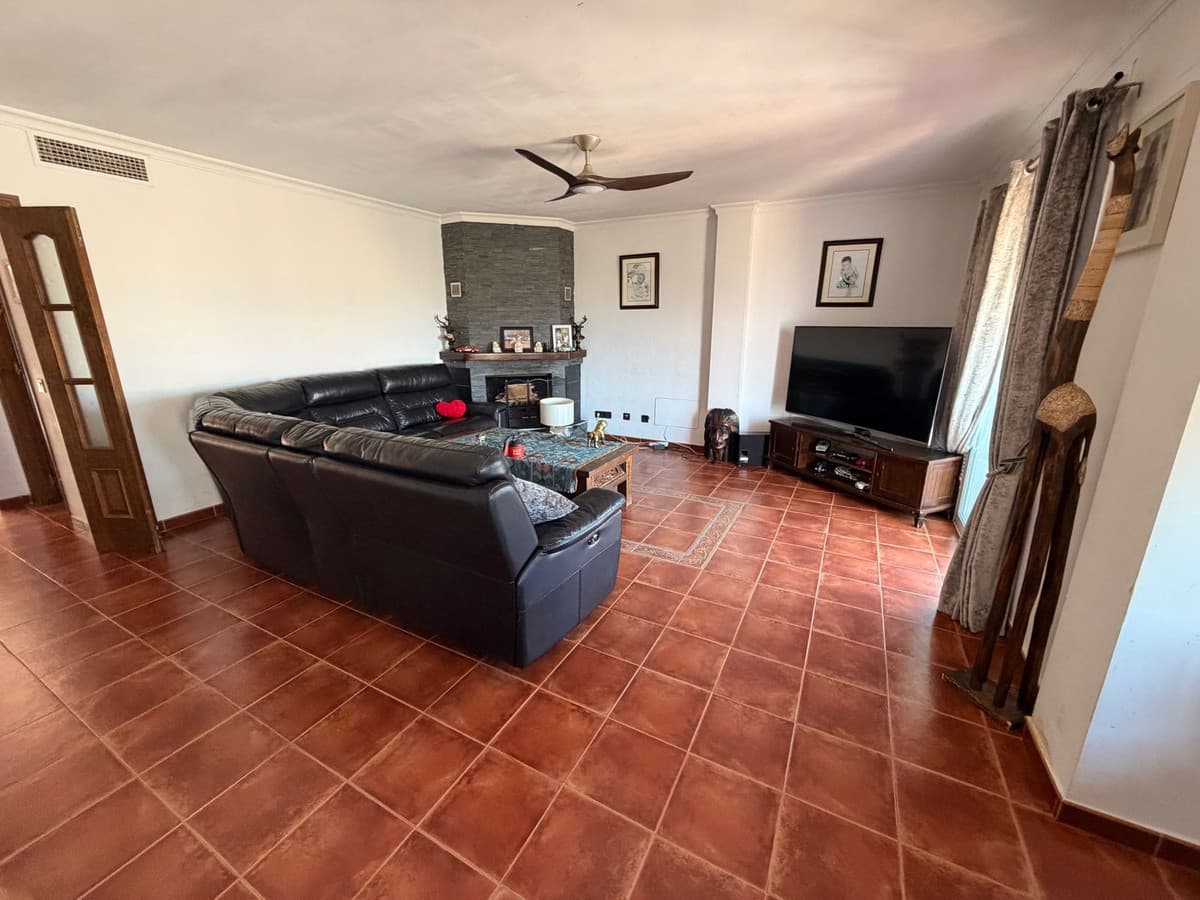 Detached Villa in Coín — photo 7 of 10