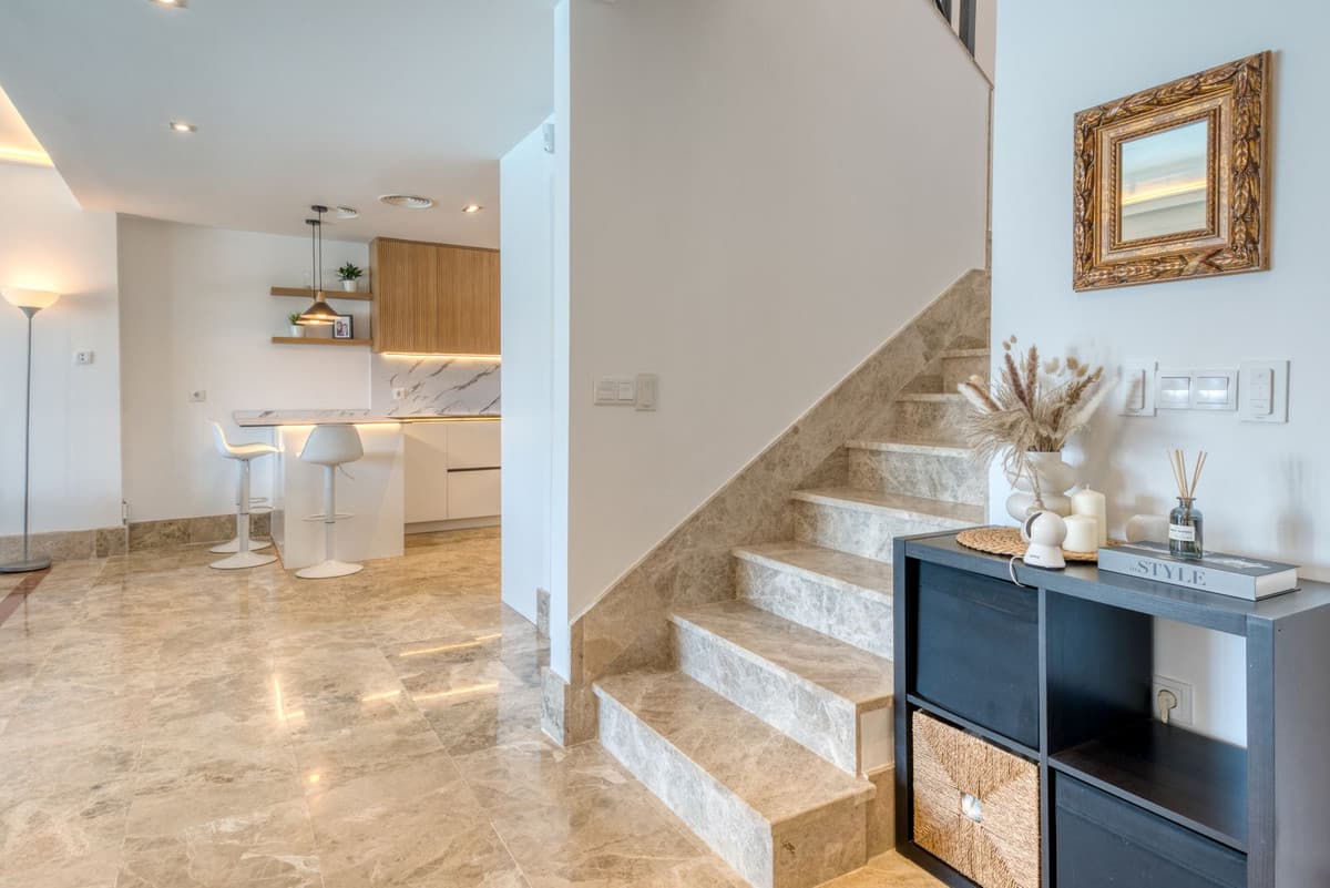 Semi-Detached House in Santa Clara — photo 7 of 10