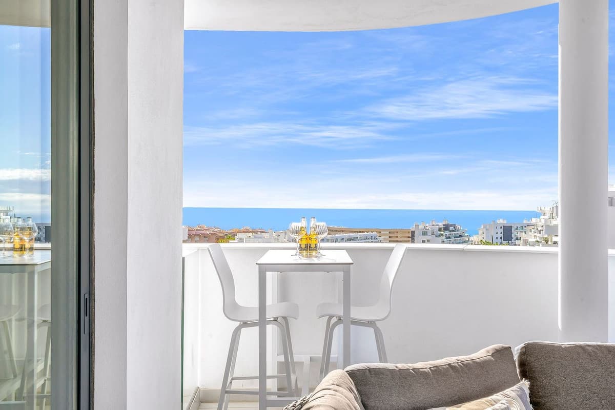 Middle Floor Apartment in Fuengirola — photo 4 of 10