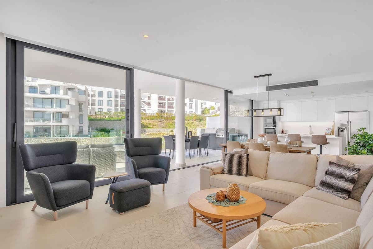 Middle Floor Apartment in Fuengirola — photo 6 of 10