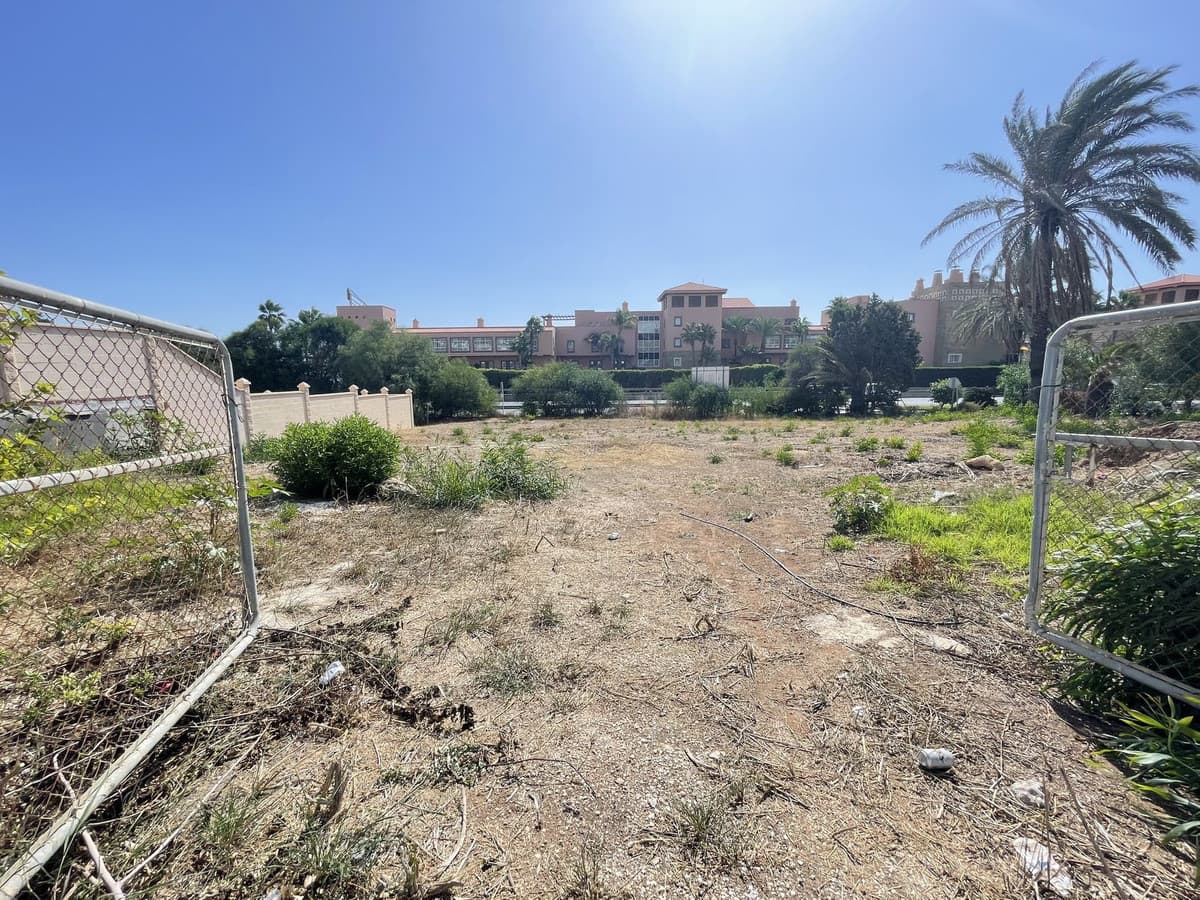Residential Plot in Estepona — photo 6 of 10