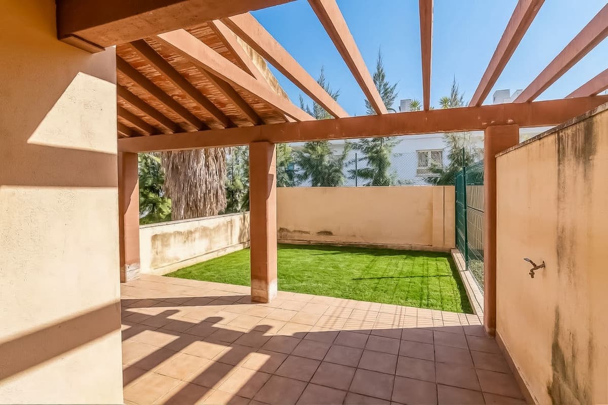 Townhouse in Calahonda — photo 10 of 10