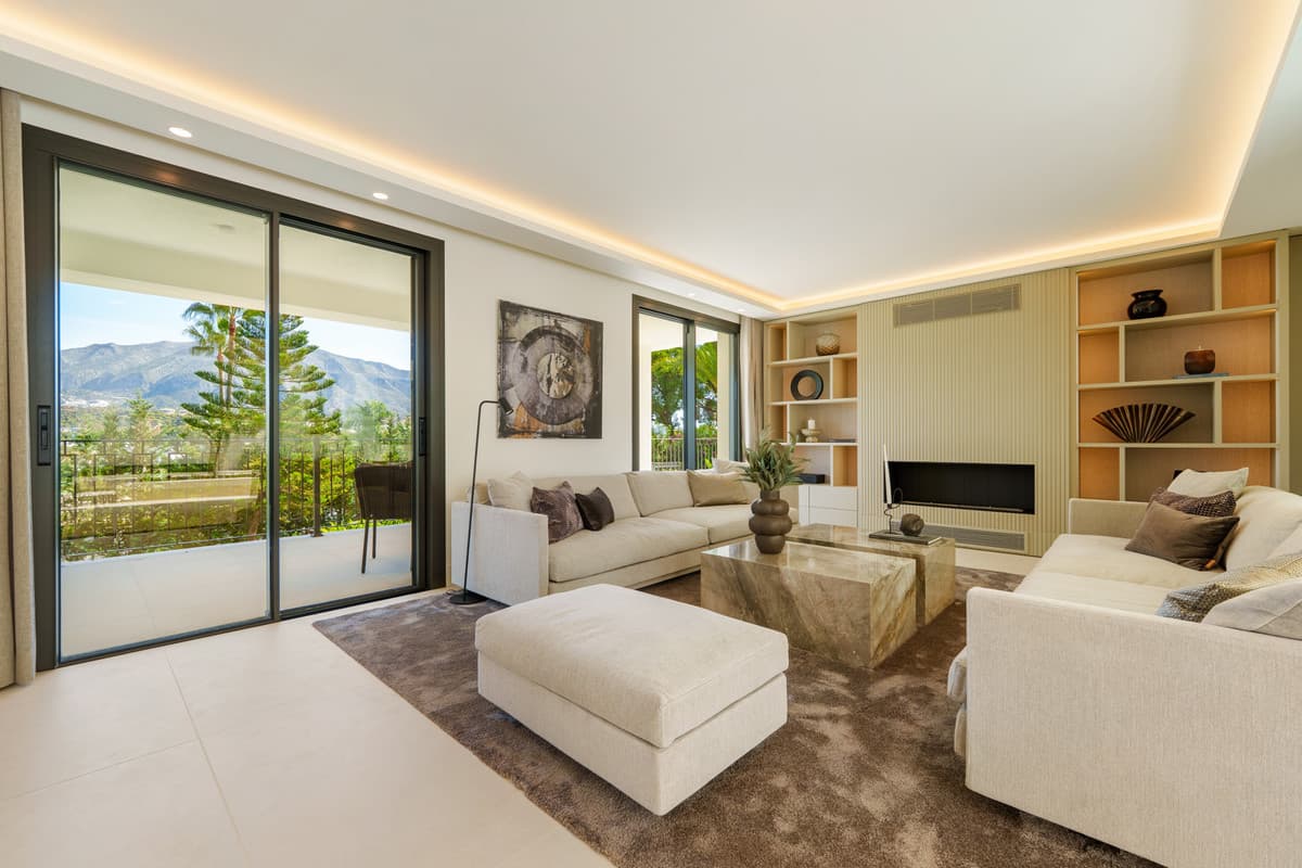 Detached Villa in Nueva Andalucía — photo 4 of 10