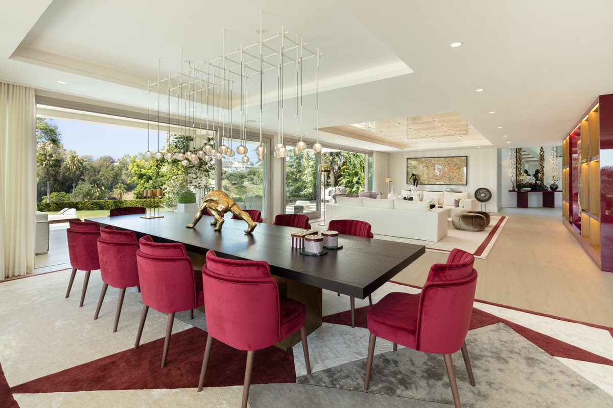 Detached Villa in Aloha — photo 4 of 10