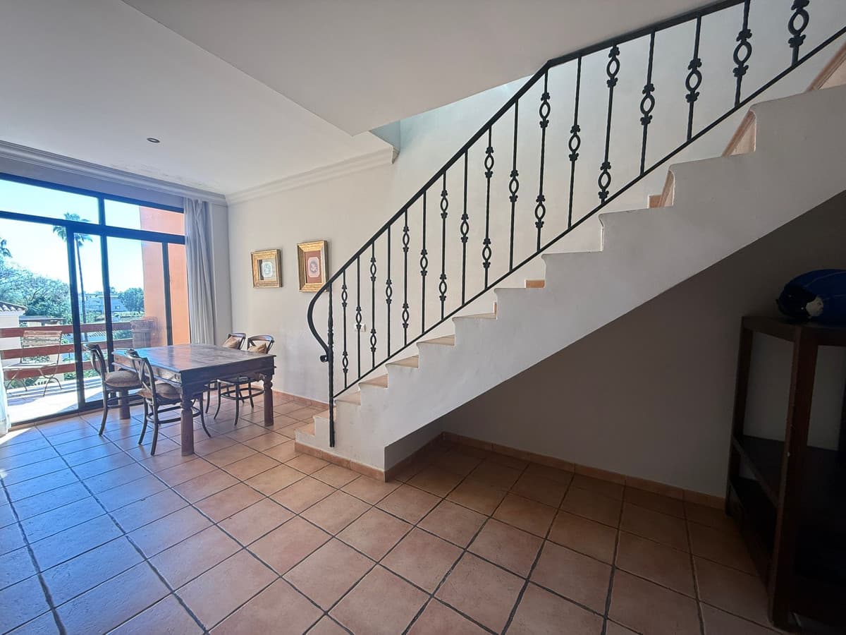 Duplex in Estepona — photo 6 of 10