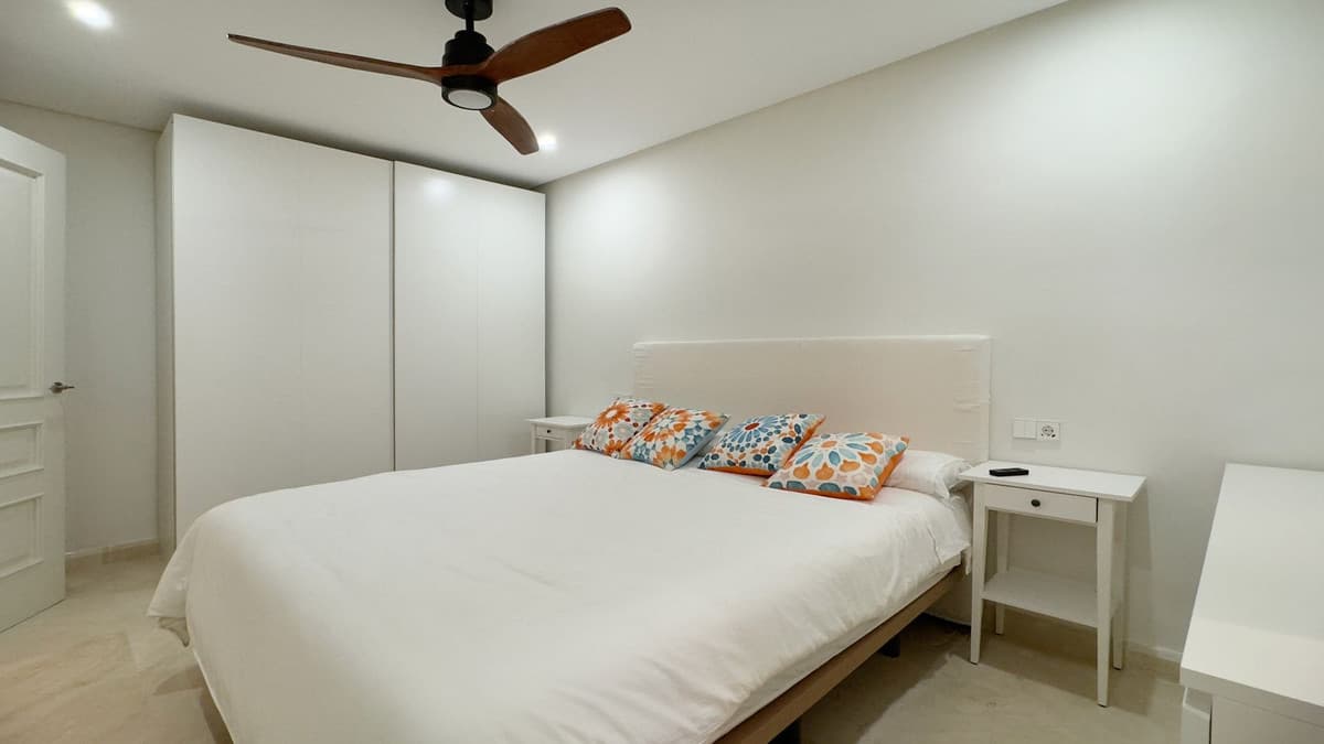 Ground Floor Apartment in Los Monteros — photo 7 of 10