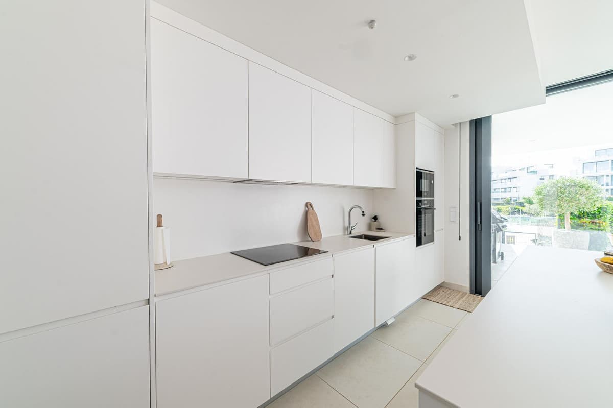 Ground Floor Apartment in Higueron — photo 8 of 10